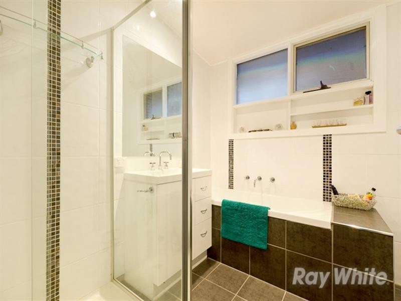 3 Elanora Court, Mornington VIC 3931