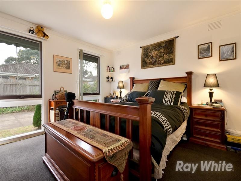 2/7 Beatty Parade, Mornington VIC 3931