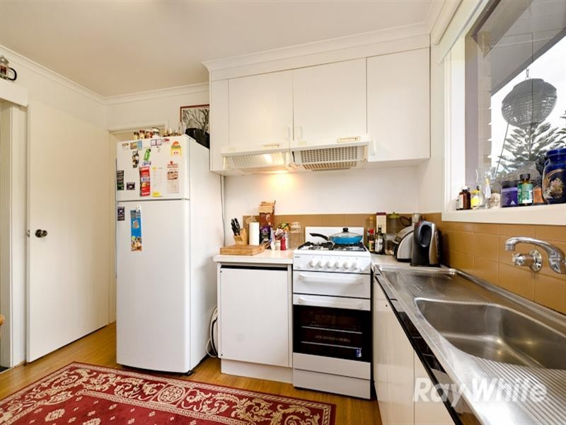 2/7 Beatty Parade, Mornington VIC 3931