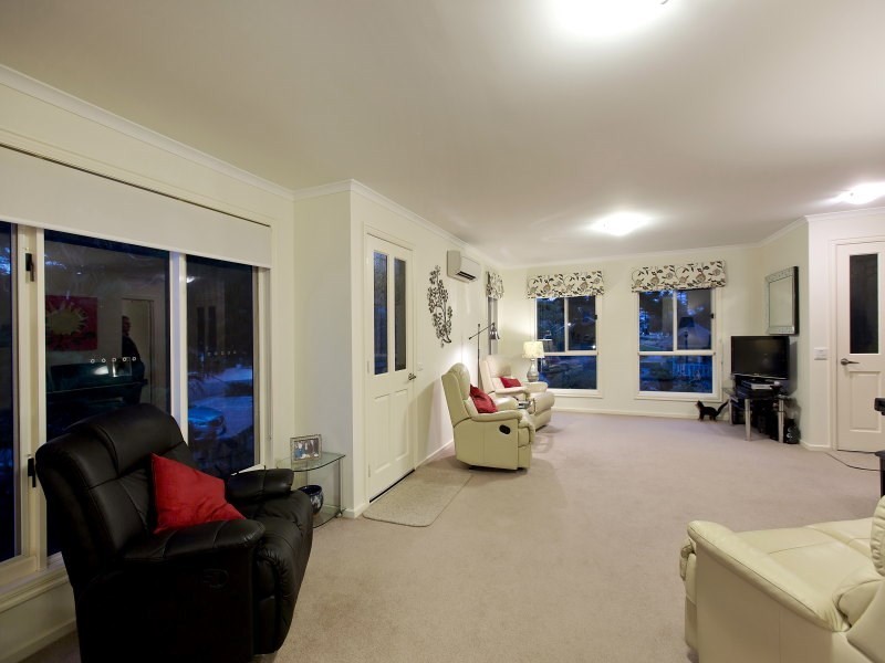 17a/77 Tanti Avenue, Mornington VIC 3931