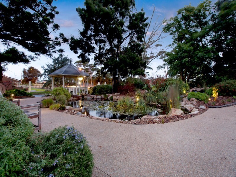 17a/77 Tanti Avenue, Mornington VIC 3931