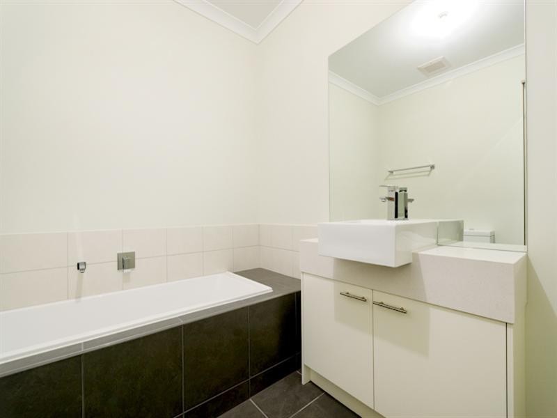 42 Spinnaker Terrace, Safety Beach VIC 3936