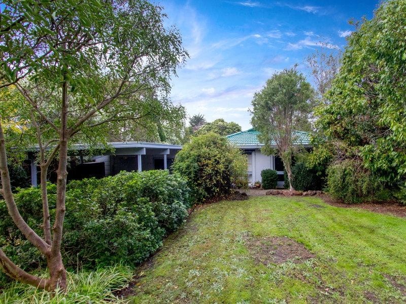 8 Narrung Road, Mount Eliza VIC 3930