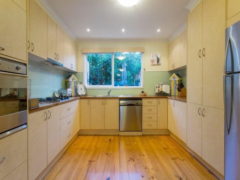 5/5-9 Canterbury Street, Mornington VIC 3931