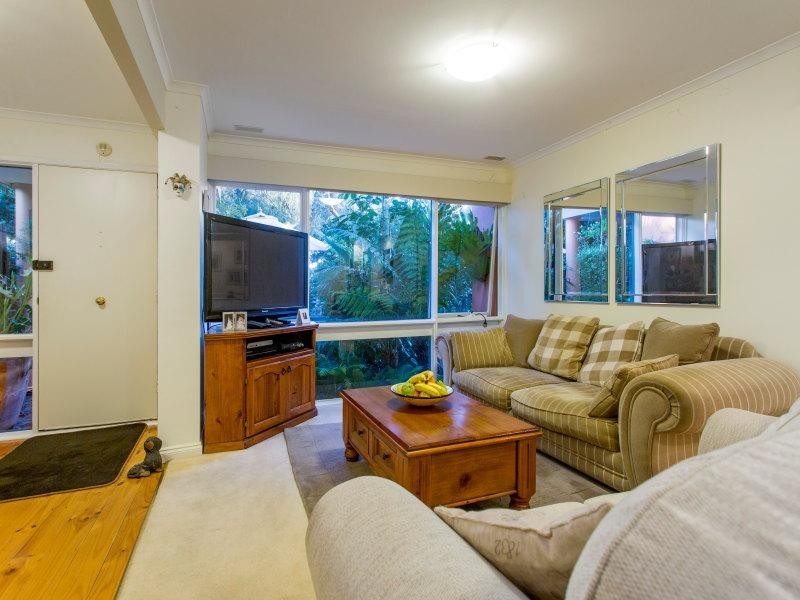 5/5-9 Canterbury Street, Mornington VIC 3931