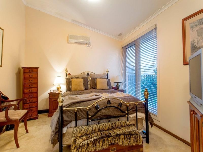 5/5-9 Canterbury Street, Mornington VIC 3931