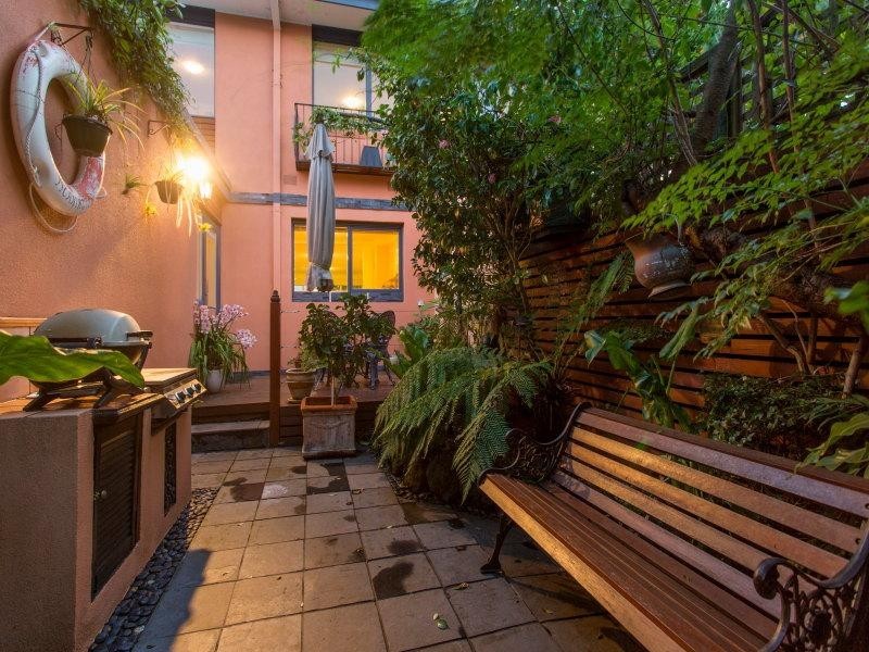 5/5-9 Canterbury Street, Mornington VIC 3931