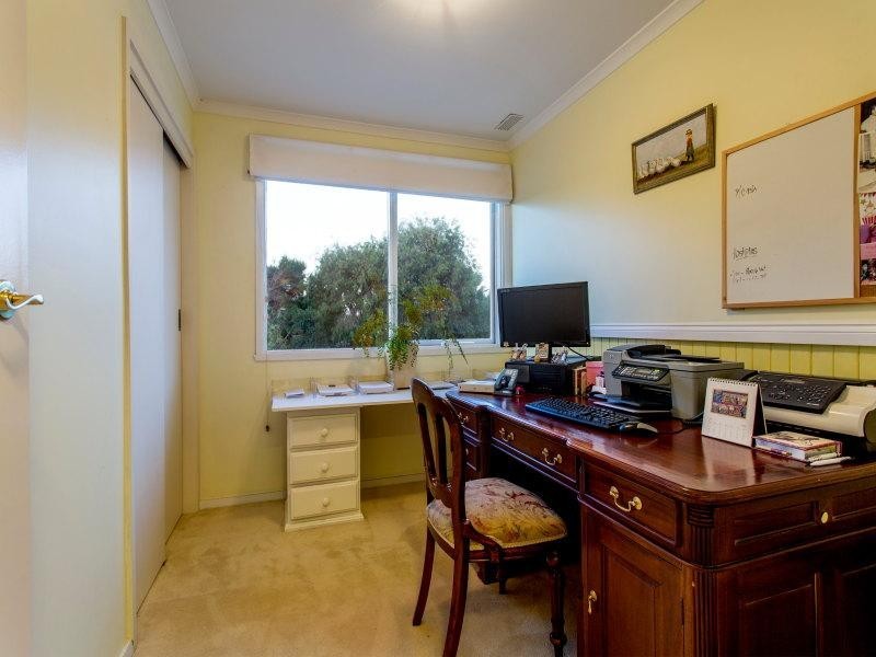 5/5-9 Canterbury Street, Mornington VIC 3931