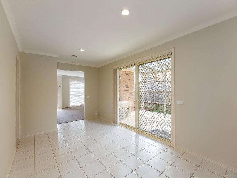 6 Meadow Crest Circuit, Mount Martha VIC 3934