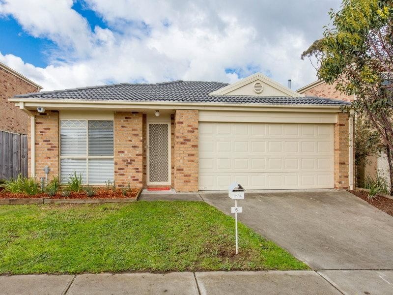 6 Meadow Crest Circuit, Mount Martha VIC 3934