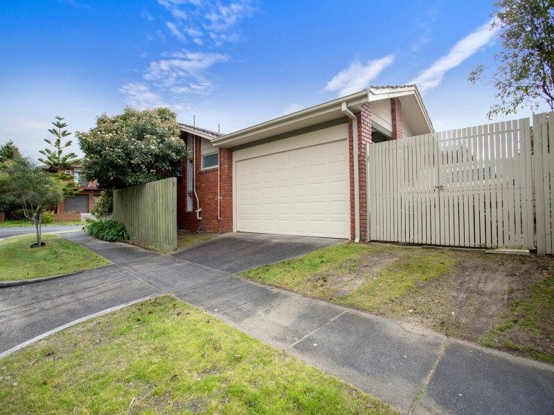 67 Willow Road, Frankston VIC 3199
