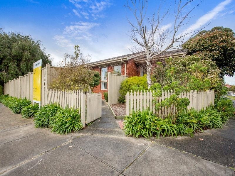 67 Willow Road, Frankston VIC 3199