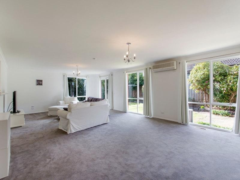 67 Willow Road, Frankston VIC 3199