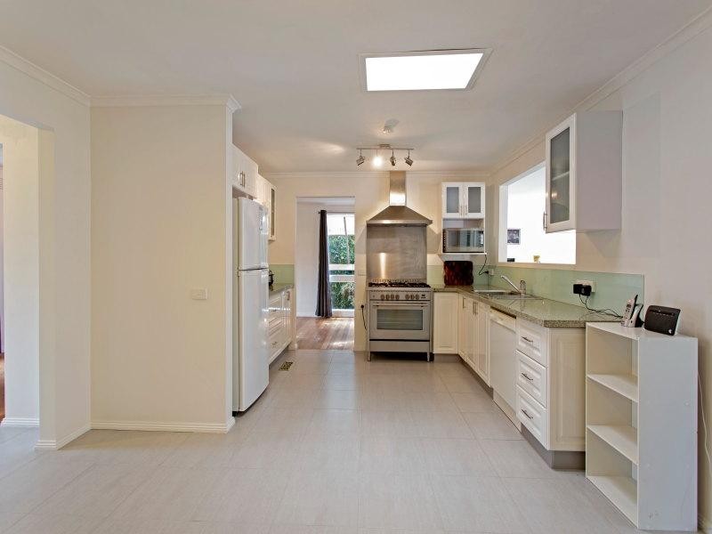 67 Willow Road, Frankston VIC 3199