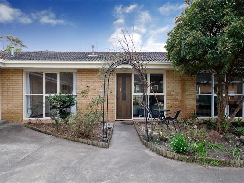 3/4 Campbell Grove, Mornington VIC 3931