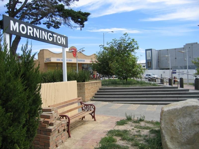 15 A Lucerne Avenue, Mornington VIC 3931