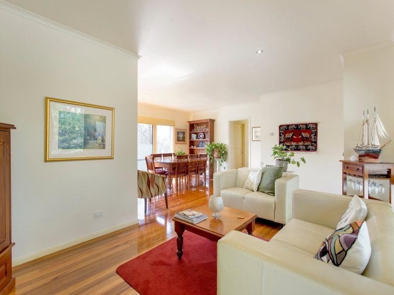 2/41 Spray Street, Mornington VIC 3931