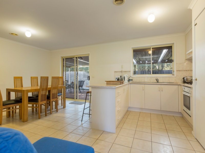 22 Robin Hill Drive, Mornington VIC 3931