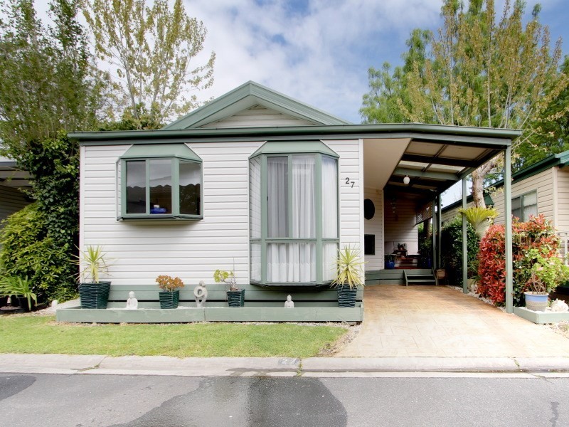 27/98 Bungower Road, Mornington VIC 3931