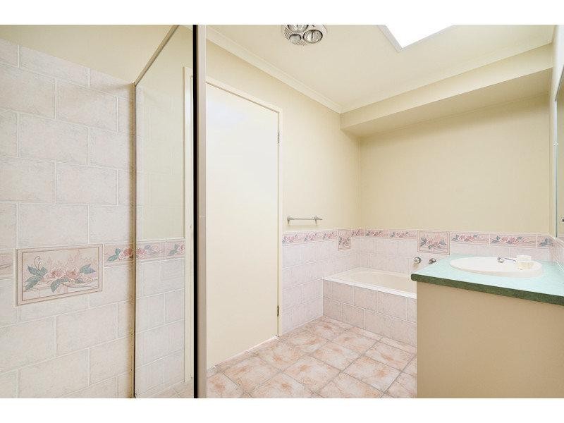 52 Seaview Avenue, Mornington VIC 3931