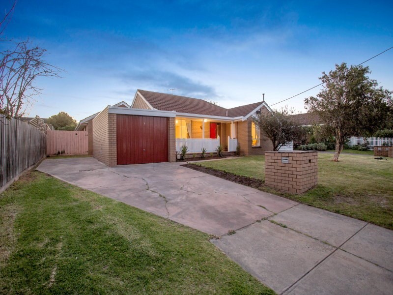 3/11-13 Johns Road, Mornington VIC 3931