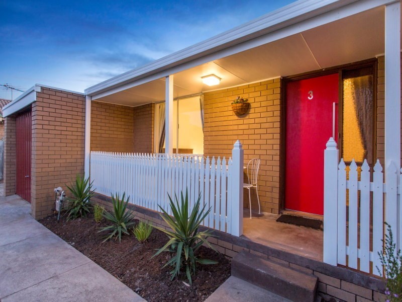 3/11-13 Johns Road, Mornington VIC 3931