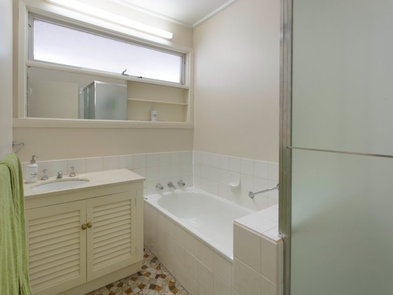 1/166 Canadian Bay Road, Mount Eliza VIC 3930