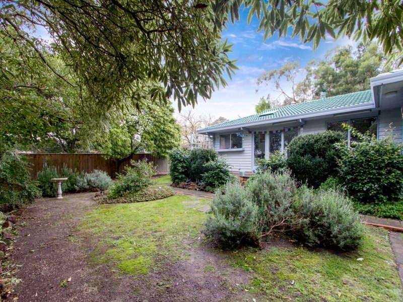 8A Narrung Road, Mount Eliza VIC 3930