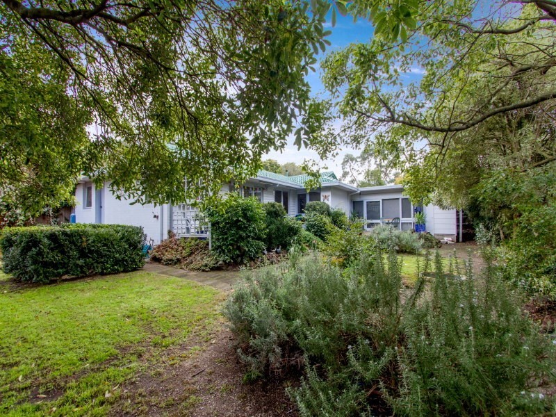 8A Narrung Road, Mount Eliza VIC 3930