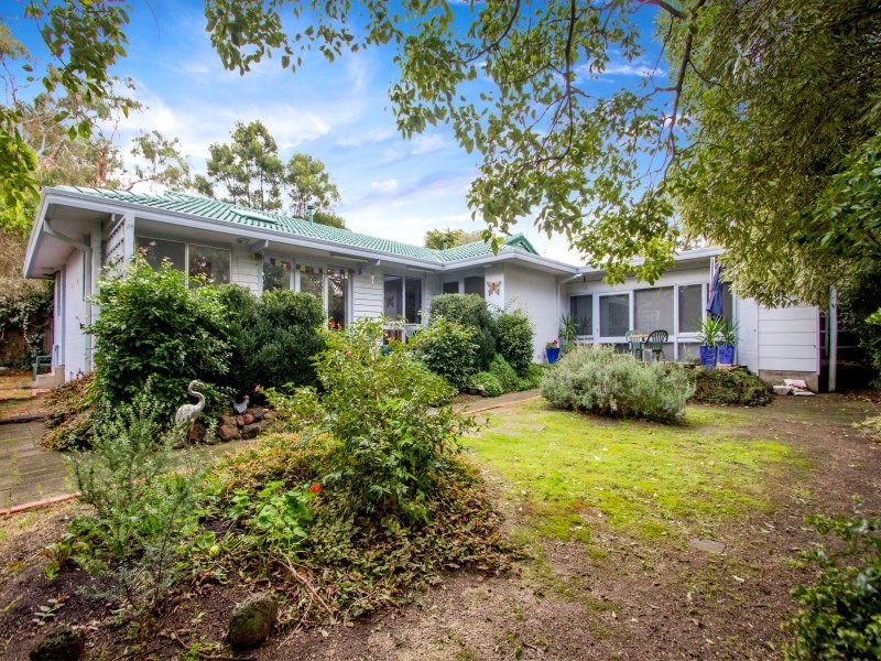 8A Narrung Road, Mount Eliza VIC 3930