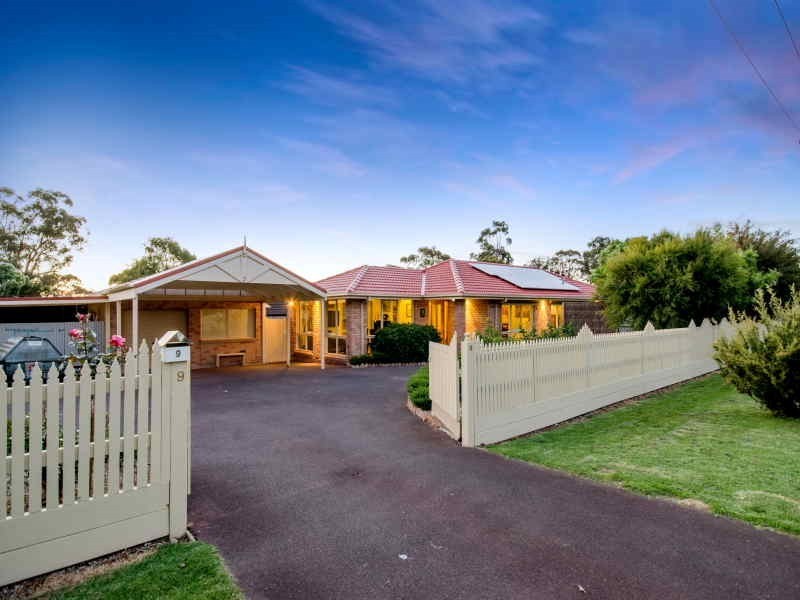 9 Darcy Street, Mornington VIC 3931