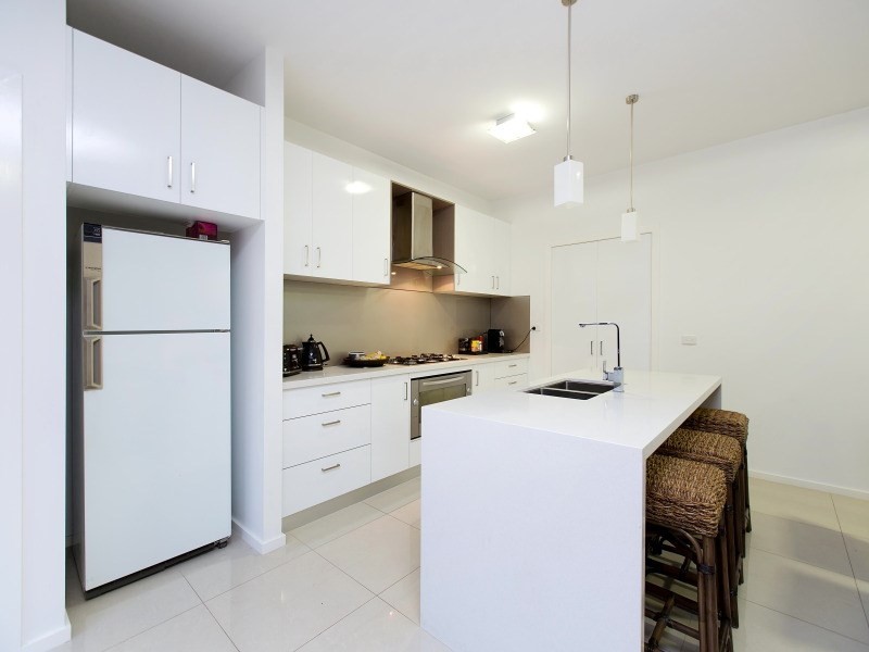 2/14 Napier Street, Mornington VIC 3931