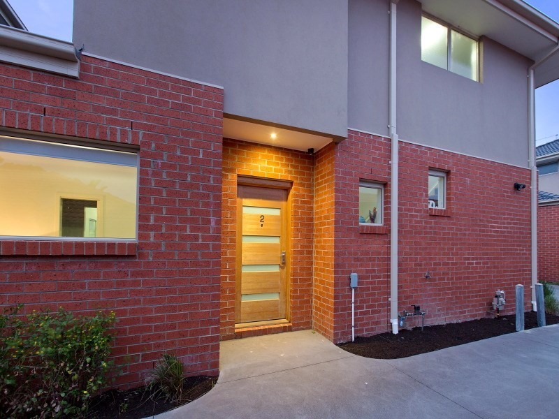 2/14 Napier Street, Mornington VIC 3931