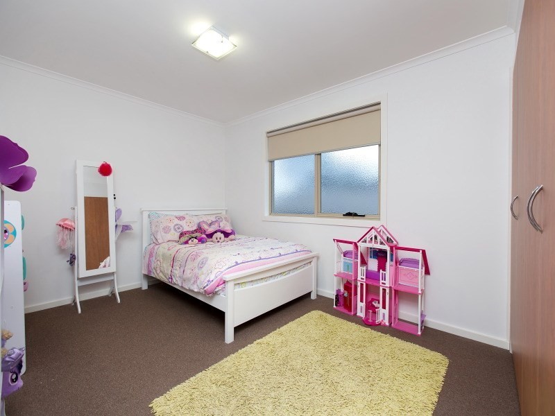 2/14 Napier Street, Mornington VIC 3931