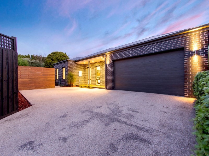 4A Alameda Avenue, Mornington VIC 3931