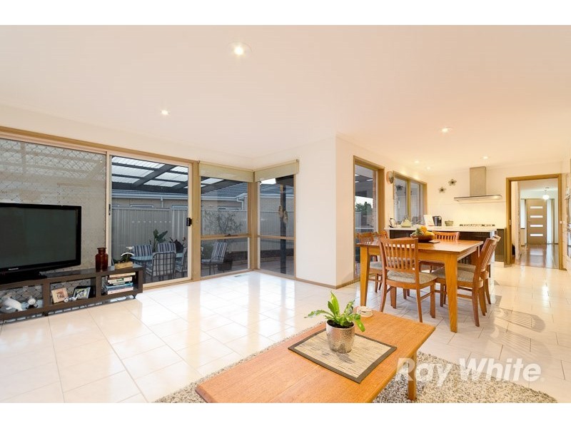 7 Jamboree Close, Mornington VIC 3931