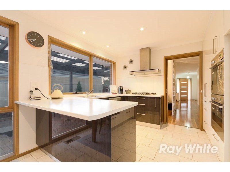 7 Jamboree Close, Mornington VIC 3931