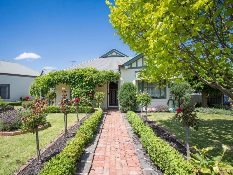 48 Wensleydale Drive, Mornington VIC 3931