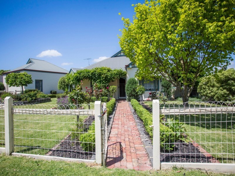 48 Wensleydale Drive, Mornington VIC 3931