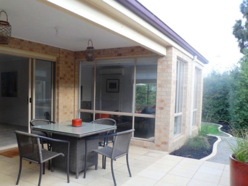 4 Seachange Court, Mount Martha VIC 3934