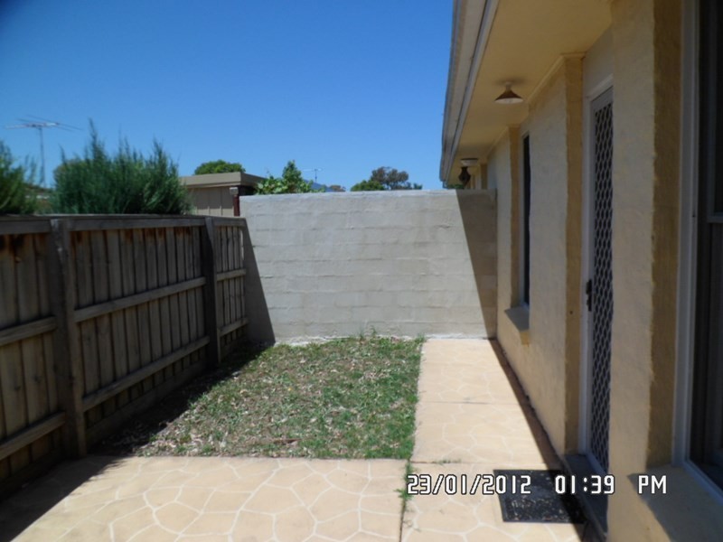 3a-28 Napier Street, Mornington VIC 3931