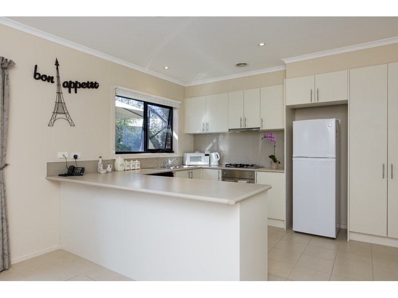 12/1 Green Island Avenue, Mornington VIC 3931