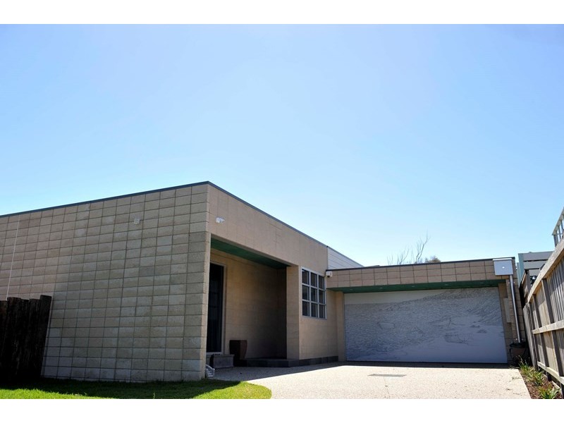 9A Hargreaves Street, Mornington VIC 3931