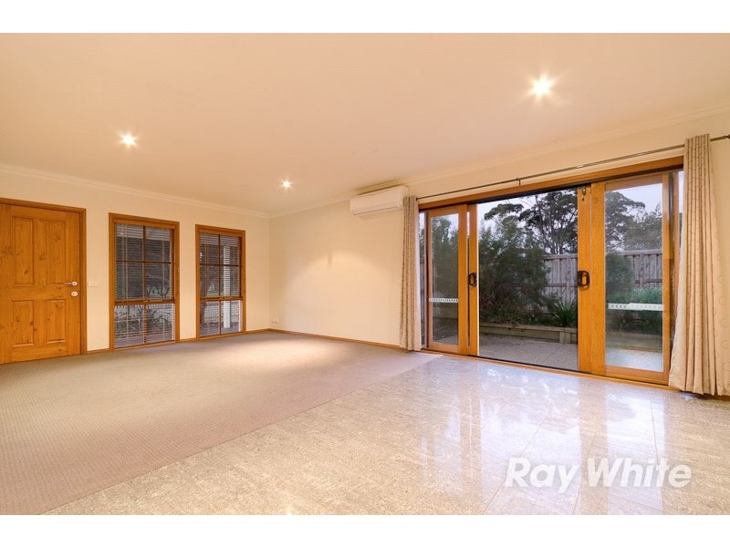 1 Karella Crescent, Mornington VIC 3931