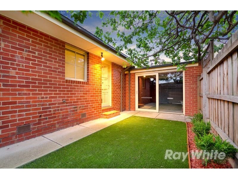 1 Karella Crescent, Mornington VIC 3931