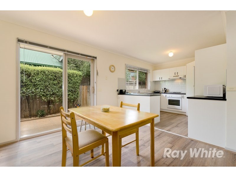 3/52 Alameda Avenue, Mornington VIC 3931