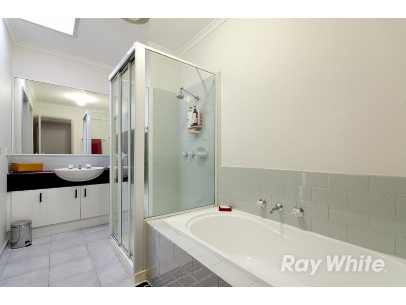 3/52 Alameda Avenue, Mornington VIC 3931