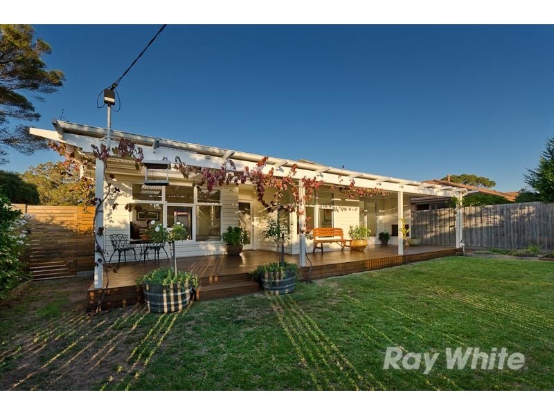1 Campbell Grove, Mornington VIC 3931