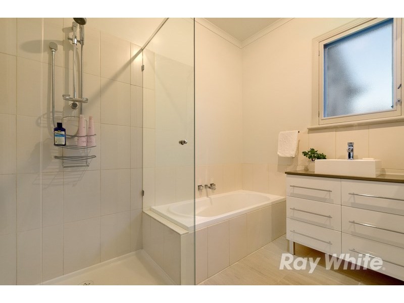 1 Campbell Grove, Mornington VIC 3931