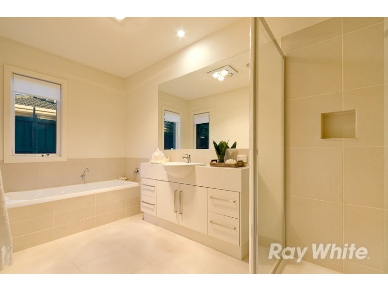 7A Alexander Avenue, Mornington VIC 3931